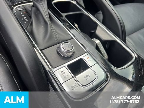Used 2025 Kia Telluride S FWD image 29