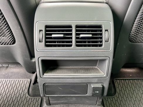 Used 2021 Jaguar F-PACE S AWD/4WD image 26