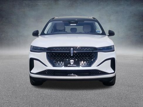 New 2026 Lincoln Nautilus Black Label w/ Jet Appearance Package image 2