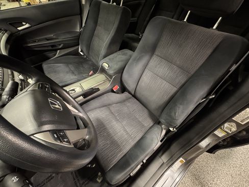 Used 2011 Honda Accord LX-P image 16