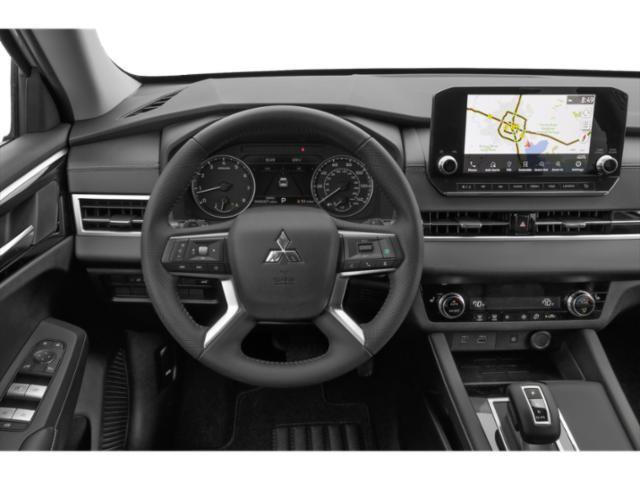 Used 2024 Mitsubishi Outlander SE FWD image 41