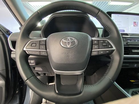 Used 2025 Toyota Grand Highlander FWD image 30
