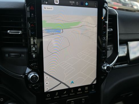 Used 2025 RAM 1500 Laramie w/ Night Edition image 33