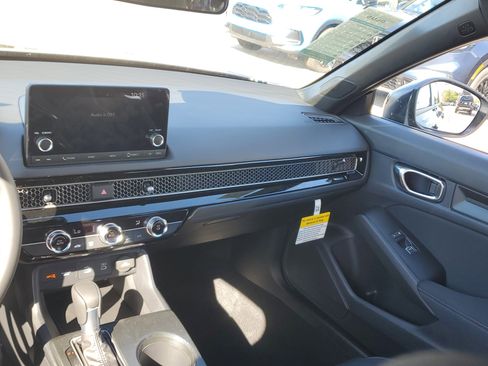 New 2026 Honda Civic Sport image 17