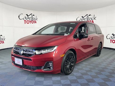 Used 2025 Honda Odyssey Sport-L image 4