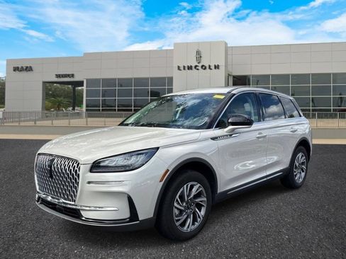 Certified 2023 Lincoln Corsair FWD image 11