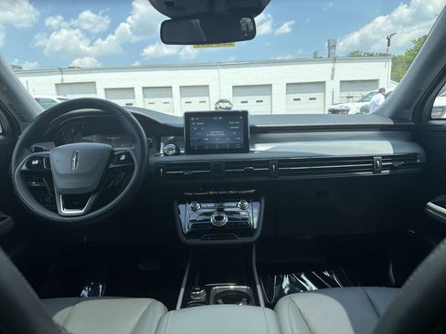 Certified 2022 Lincoln Corsair AWD w/ Premium Package image 19