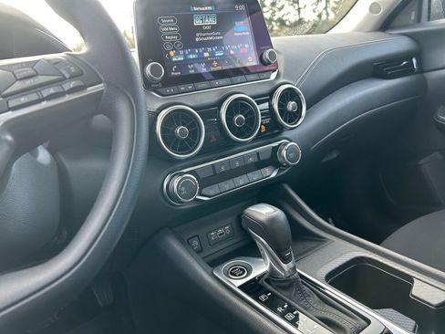 Used 2025 Nissan Sentra SV image 20