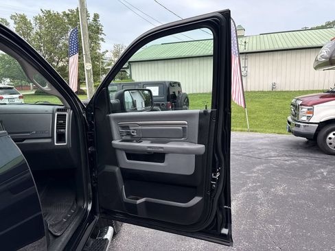 Used 2017 RAM 1500 Big Horn image 28