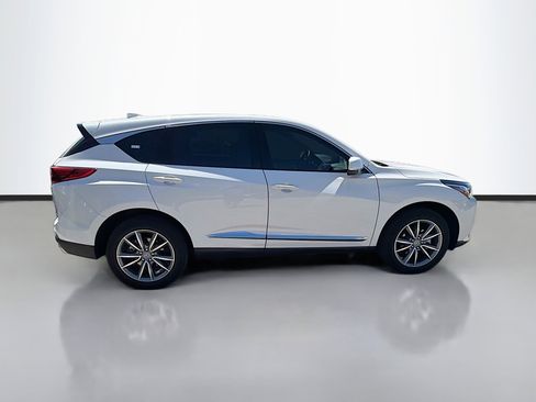 Used 2024 Acura RDX w/Technology Package image 2