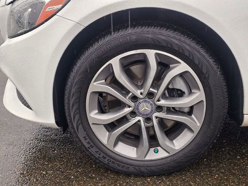 Used 2016 Mercedes-Benz C 300 4MATIC Sedan image 10