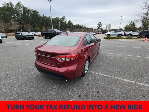 Used 2024 Toyota Corolla LE image 15