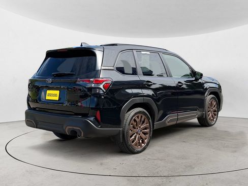 Used 2025 Subaru Forester Sport w/ Popular Package #1 AWD/4WD image 5