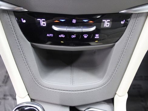 Used 2023 Cadillac XT5 Premium Luxury image 33