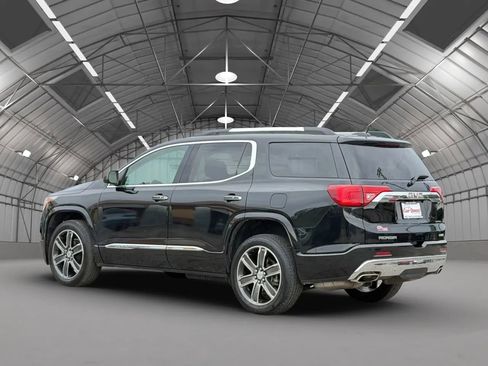 Used 2019 GMC Acadia Denali w/ Technology Package AWD/4WD image 5