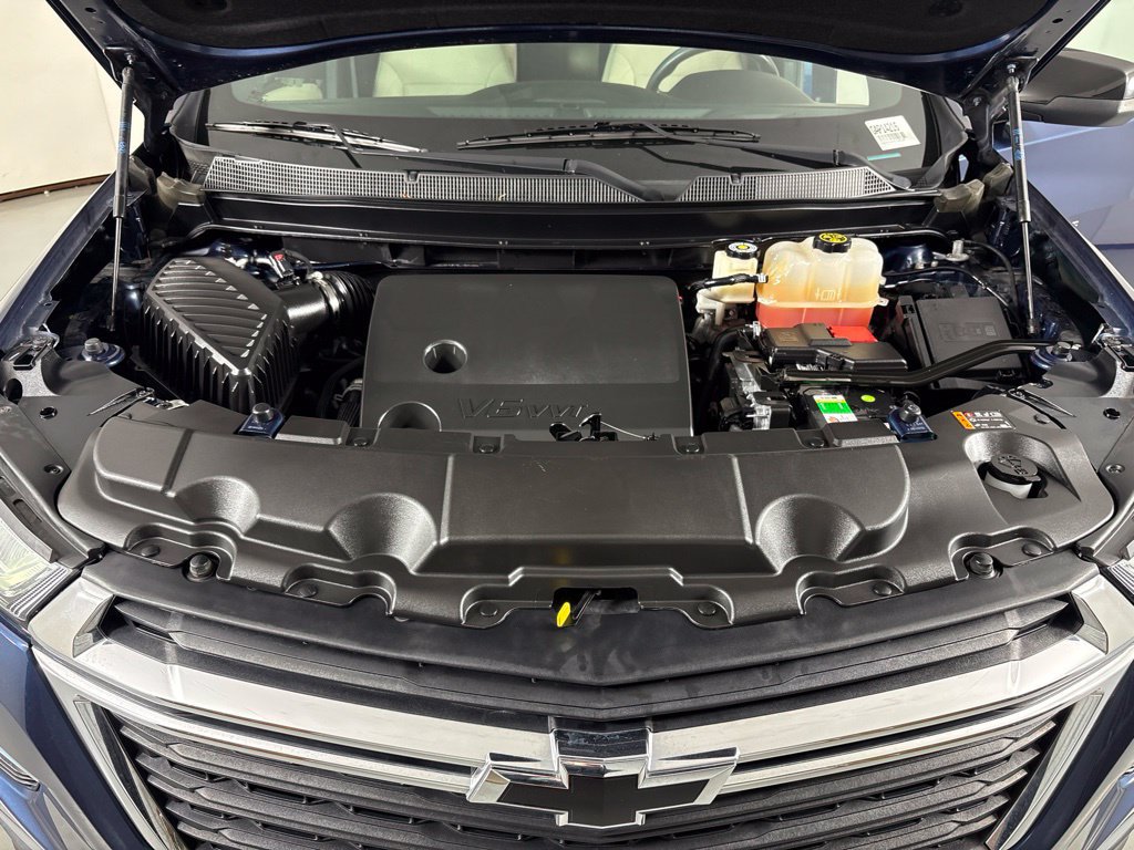 Certified 2022 Chevrolet Traverse LS FWD image 48
