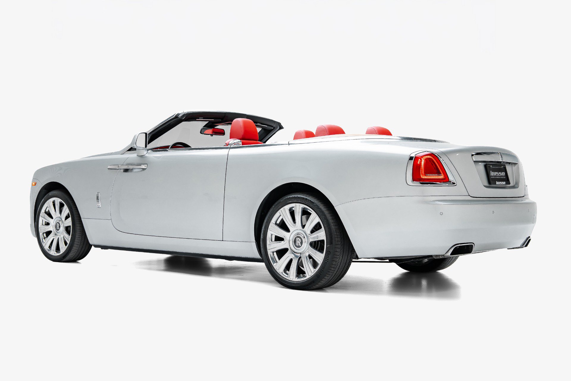 Used 2016 Rolls-Royce Dawn RWD image 11