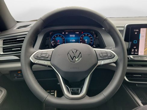 New 2026 Volkswagen Atlas Cross Sport SEL R-Line AWD/4WD image 10