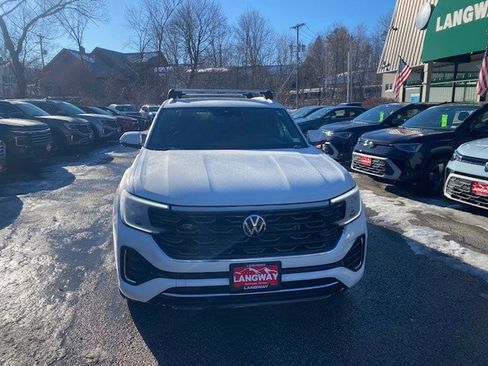 New 2026 Volkswagen Atlas Cross Sport SEL Premium R-Line image 2