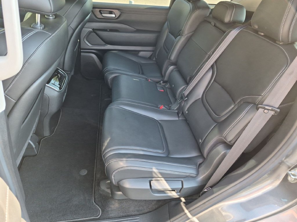 Used 2026 Nissan Armada SV AWD/4WD image 24
