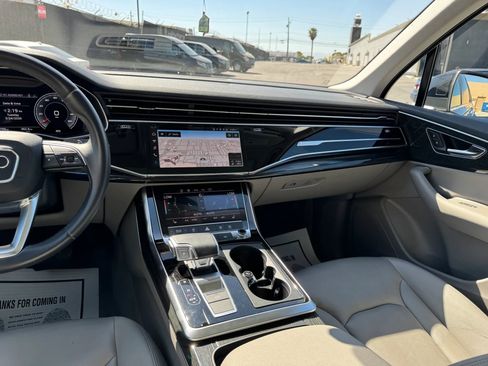 Used 2021 Audi Q7 3.0T Premium image 23