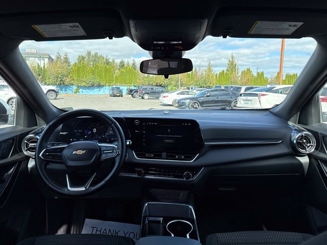Used 2025 Chevrolet Equinox LT AWD/4WD image 17