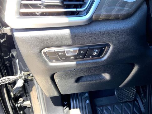 Used 2023 BMW X5 xDrive40i w/ Premium Package AWD/4WD image 32