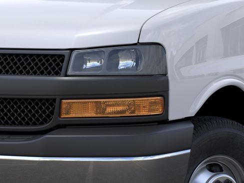New 2026 Chevrolet Express 3500 w/ Power Convenience Package RWD image 12