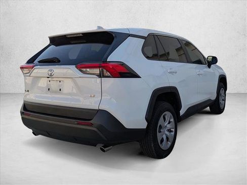 Used 2024 Toyota RAV4 LE image 5