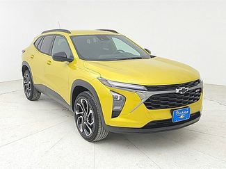 New 2025 Chevrolet Trax RS w/ Driver Confidence Package video 1