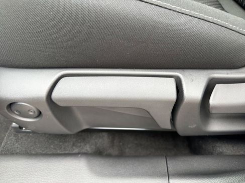 New 2026 Mitsubishi Outlander ES AWD/4WD image 16