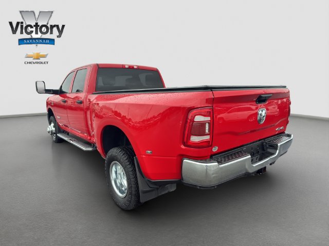 Used 2022 RAM 3500 Tradesman w/ Chrome Appearance Group AWD/4WD image 5
