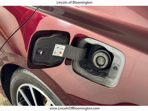 Used 2020 Lincoln Continental Reserve image 15