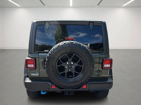 Used 2024 Jeep Wrangler Willys image 4