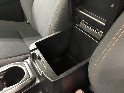 Used 2020 Toyota Tacoma TRD Sport AWD/4WD image 26