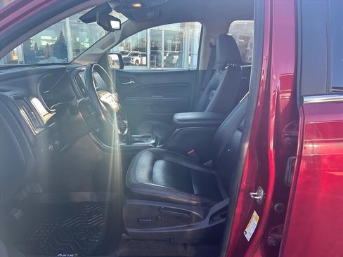 Used 2018 GMC Canyon All Terrain w/ Trailering Package image 9