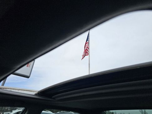 Used 2012 Toyota Camry SE image 17