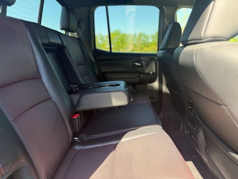 Used 2025 Honda Ridgeline Black Edition image 26