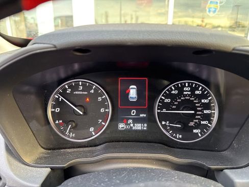Used 2024 Subaru Crosstrek 2.0i Premium AWD/4WD image 7
