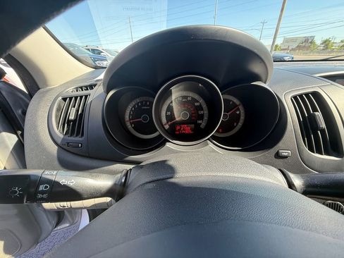 Used 2010 Kia Forte EX FWD image 16