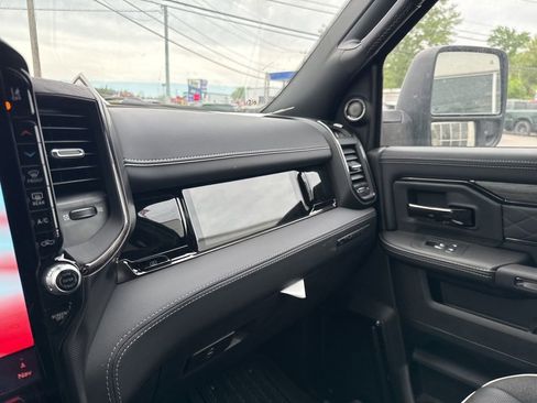 New 2026 RAM 3500 Limited AWD/4WD image 40