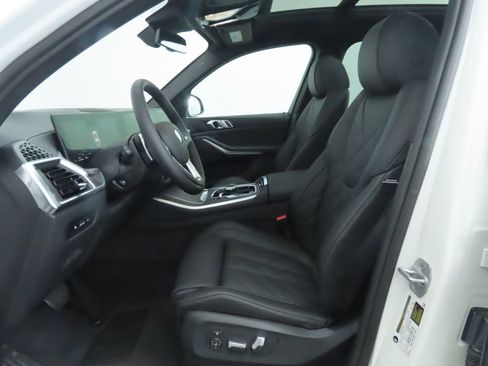 Used 2026 BMW X5 sDrive40i w/ Parking Assistance Package RWD image 21