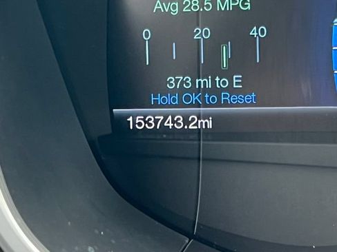 Used 2016 Ford Fusion SE FWD image 5