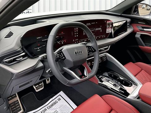 New 2025 Audi SQ5 Premium Plus image 6