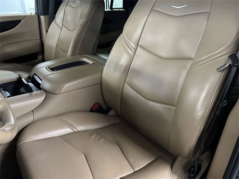 Used 2020 Cadillac Escalade Platinum image 20