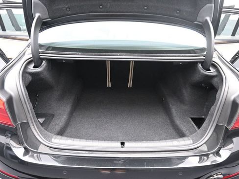 Used 2019 BMW 530i RWD image 16