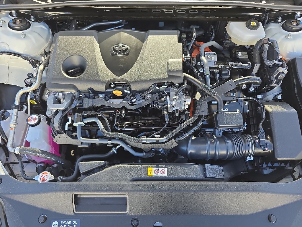 Used 2025 Toyota Camry SE w/ Convenience Package FWD image 27