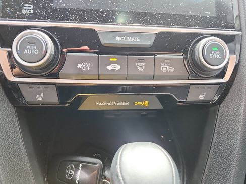 Used 2018 Honda Civic EX-L image 24