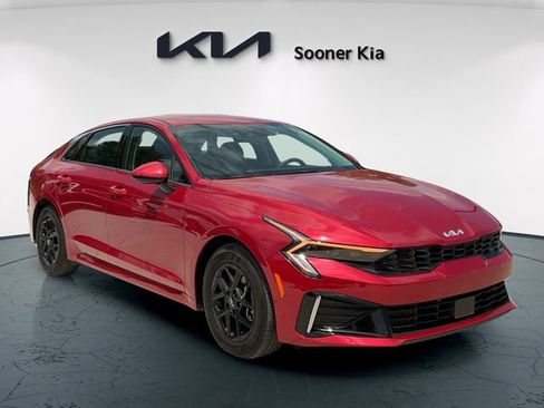 Used 2025 Kia K5 LXS FWD image 8