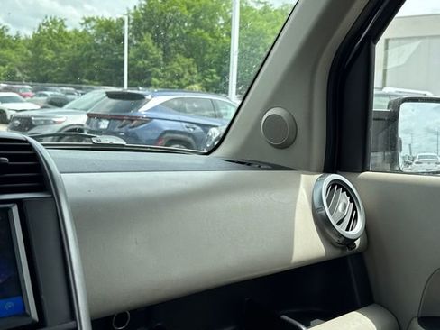 Used 2011 Honda Element LX image 23